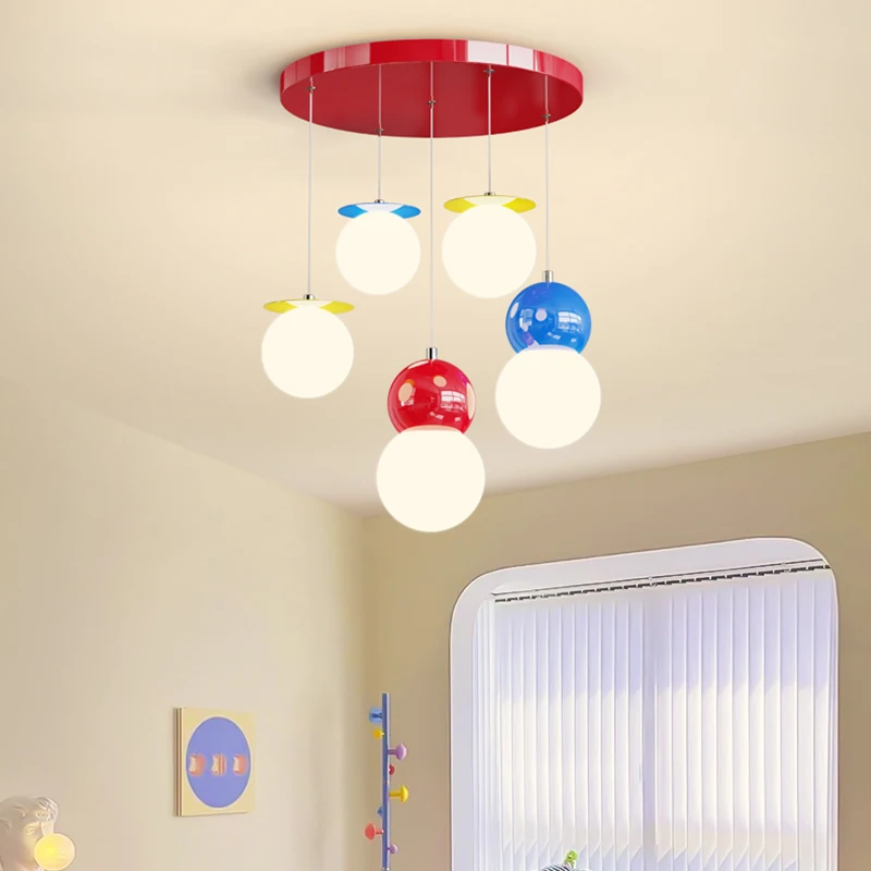 Bubble Ball Chandelier - Color - Baby Nursery Light Fixture recension och pris